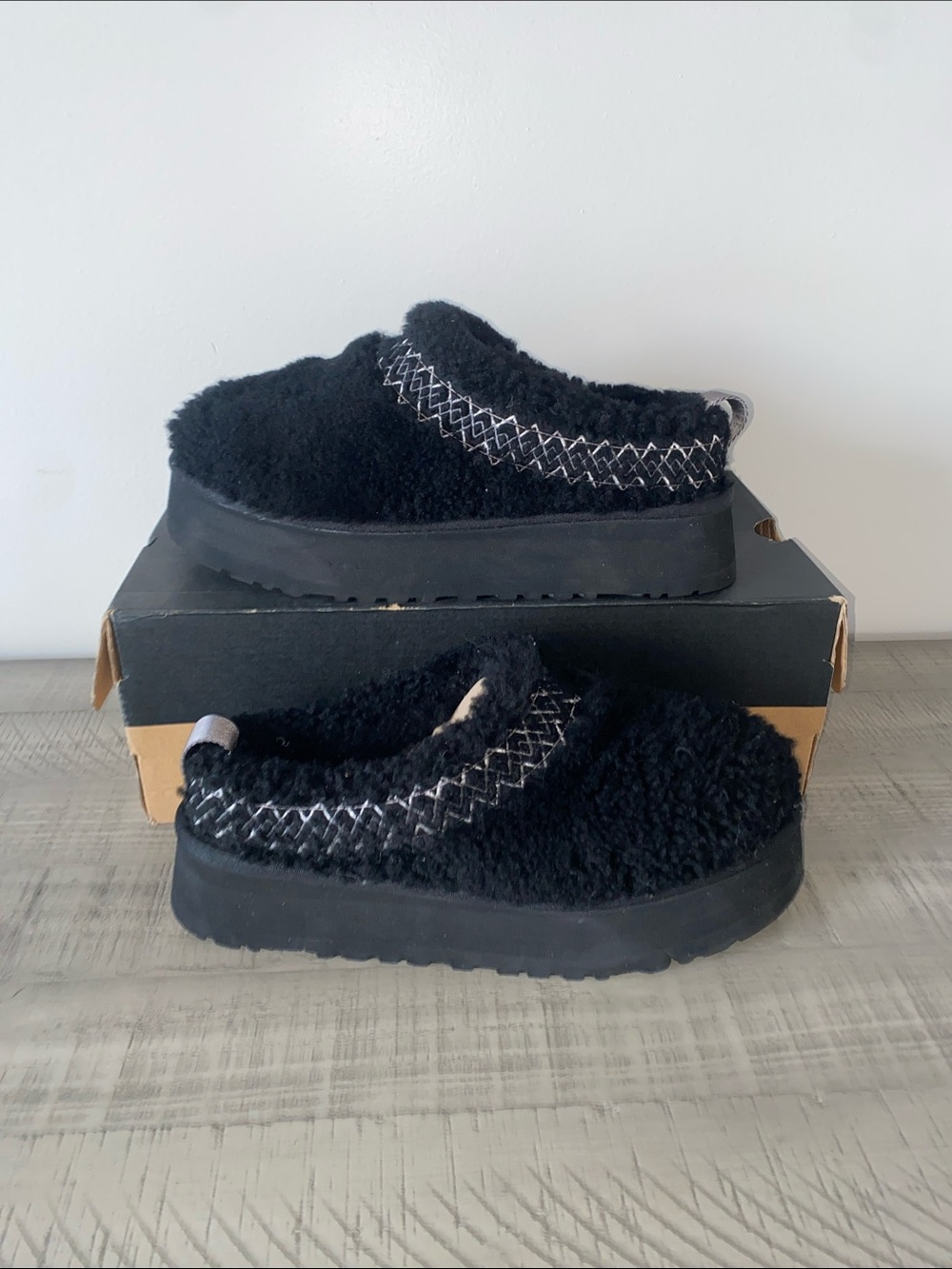 UGG TAZZ MAXI CURLY